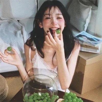 妮娜的一切